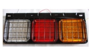Luz de cola cuadrada de tres colores para remolque / 60led con red de hierro