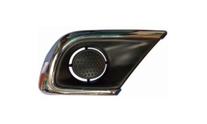 Toyota Innova 2012-2015 Chrome Fog Cover Without Hole