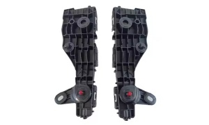 TOYOTA SEQUOIA '22 FRONT BUMPER BRACKET