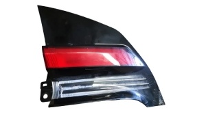 PRIUS'24 TAIL LAMP RED